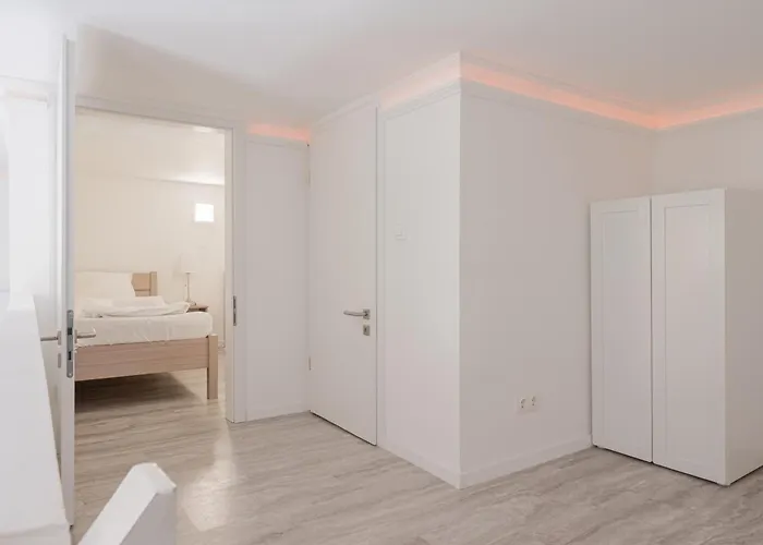 Balcony Gallery アパート *