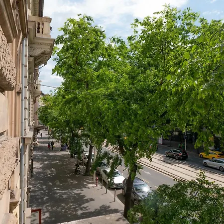 Balcony Gallery *