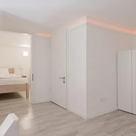 Balcony Gallery 公寓 *